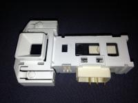 Блокировка люка Bosch MAXX5 на защелках, зам 426992, 423587, 603514,610147 BO4414