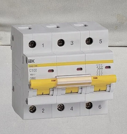 Выключатель автомат. 3-пол. 100А тип C 10кА серия ВА 47-100