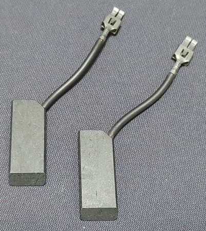 Щетки для эл.двиг. 5×12,5×32,5 -2шт. провод с угла фастон без корп. CAR012UN, 021521 