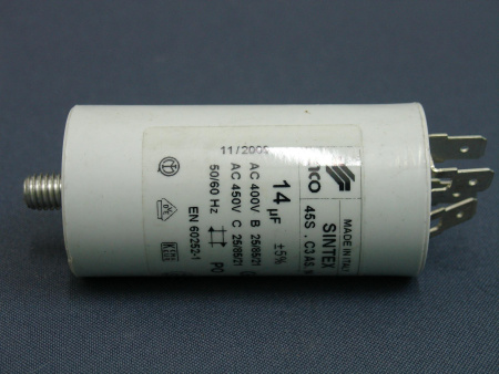 Конденсатор 14 МкФ 450V
