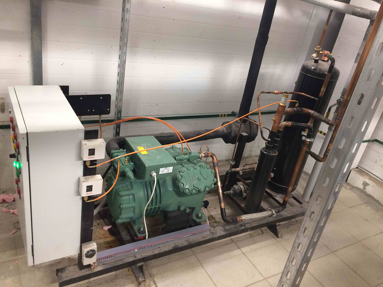 Проектирование, поставка и монтаж систем вентиляции, кондиционирования и дымоудаления. Обустройство "холодной комнаты" в торговом комплексе "Лента" в г. Каменск-Уральский Свердловской области