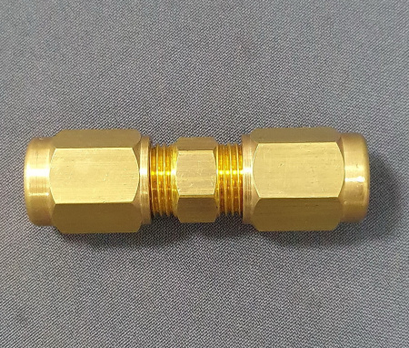 Соединение самовальцующее прямое INLINE-JOINT 3/8