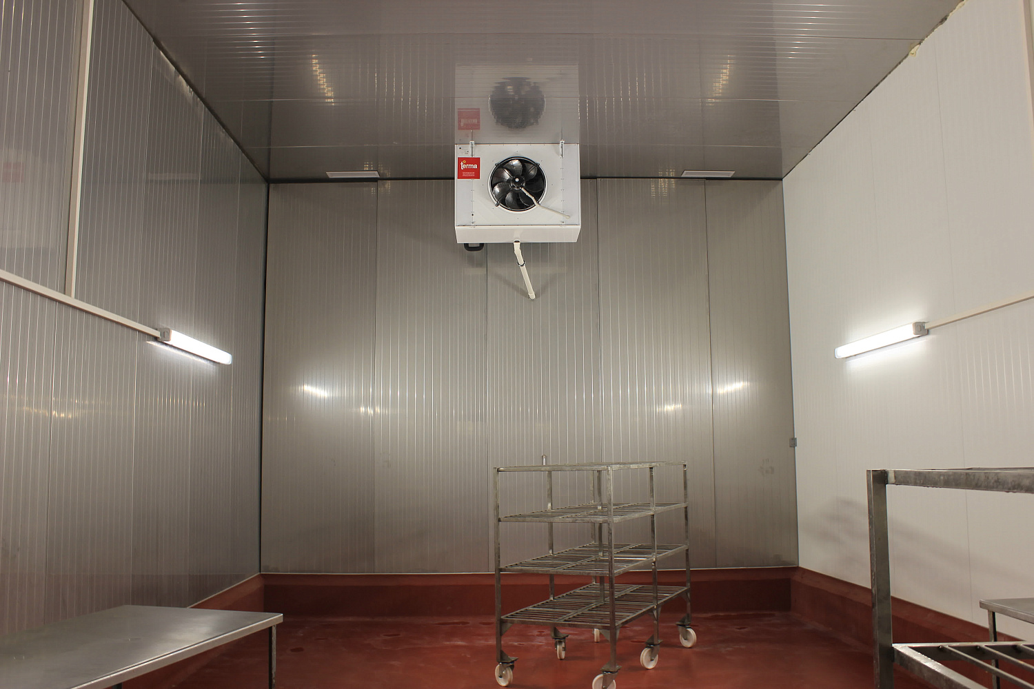 Проектирование систем кондиционирования и холодоснабжения, производство, поставка, проведение монтажных и пусконаладочных работ холодильного оборудования на «Волжском мясокомбинате»