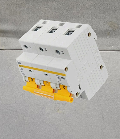 Выключатель автомат. 3-пол. 80А тип С 10кА серия ВА47