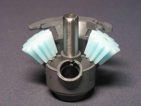 Редуктор для мясорубки BOSCH MFW1501/01 на 2 шестеренки 611988U